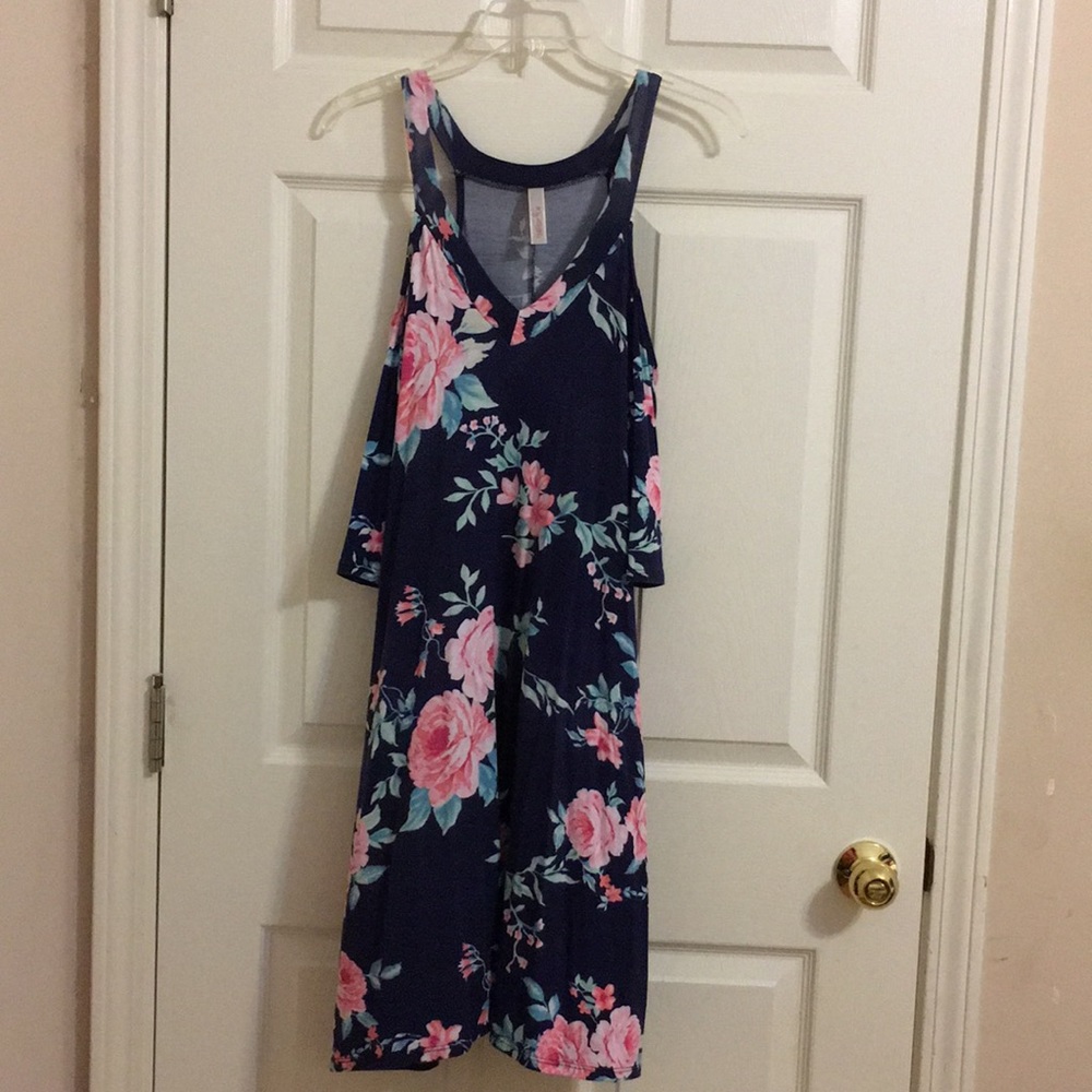 cold shoulder short sleeve boutique dress